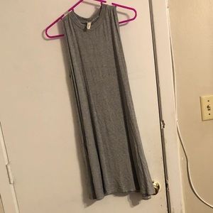 Elan brand, size s, black and white striped dress with pockets.